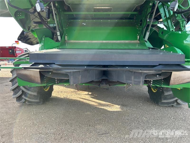 John Deere X9 1100 4x4 Signature Edition Combine Harvester Kombajni