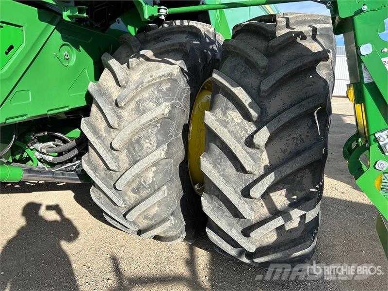 John Deere X9 1100 4x4 Signature Edition Combine Harvester Kombajni
