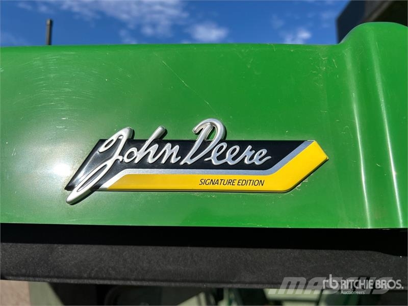 John Deere X9 1100 4x4 Signature Edition Combine Harvester Kombajni