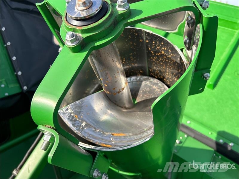 John Deere X9 1100 4x4 Signature Edition Combine Harvester Kombajni
