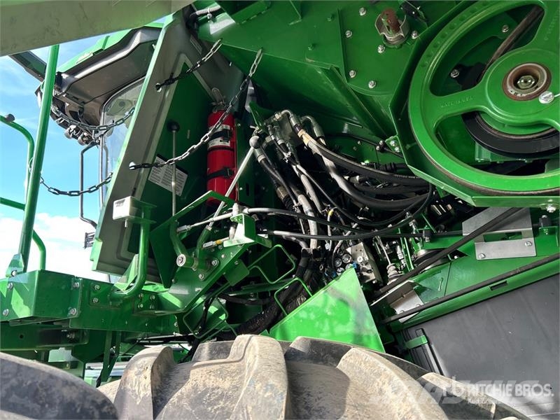 John Deere X9 1100 4x4 Signature Edition Combine Harvester Kombajni