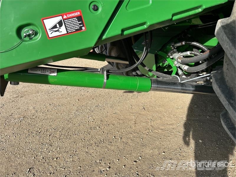 John Deere X9 1100 4x4 Signature Edition Combine Harvester Kombajni