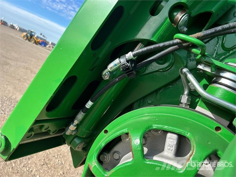 John Deere X9 1100 4x4 Signature Edition Combine Harvester Kombajni