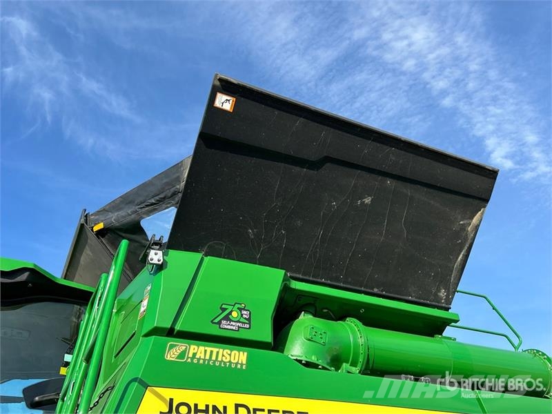 John Deere X9 1100 4x4 Signature Edition Combine Harvester Kombajni