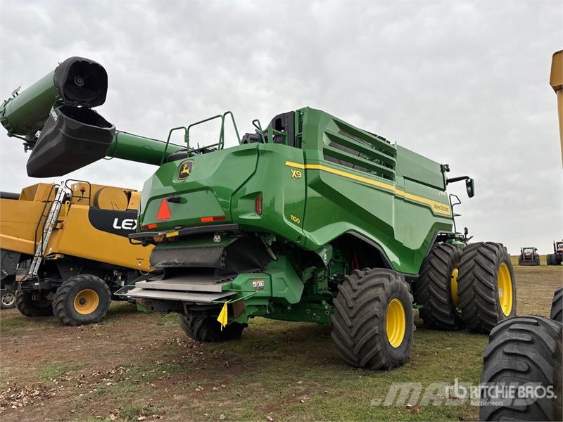 John Deere X9 1100 Combine Harvester Kombájnok