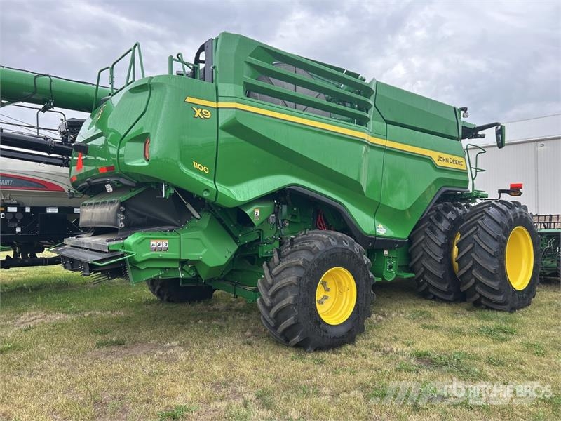 John Deere X9 1100 Combine Harvester Mietitrebbiatrici