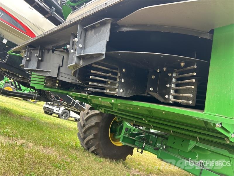 John Deere X9 1100 Combine Harvester 콤바인 수확기