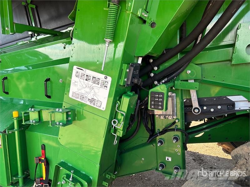 John Deere X9 1100 Signature Edition Combine Harvester Mietitrebbiatrici