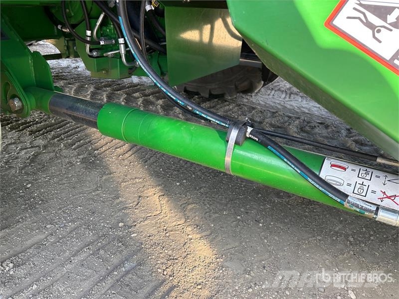 John Deere X9 1100 Signature Edition Combine Harvester Teraviljakombainid