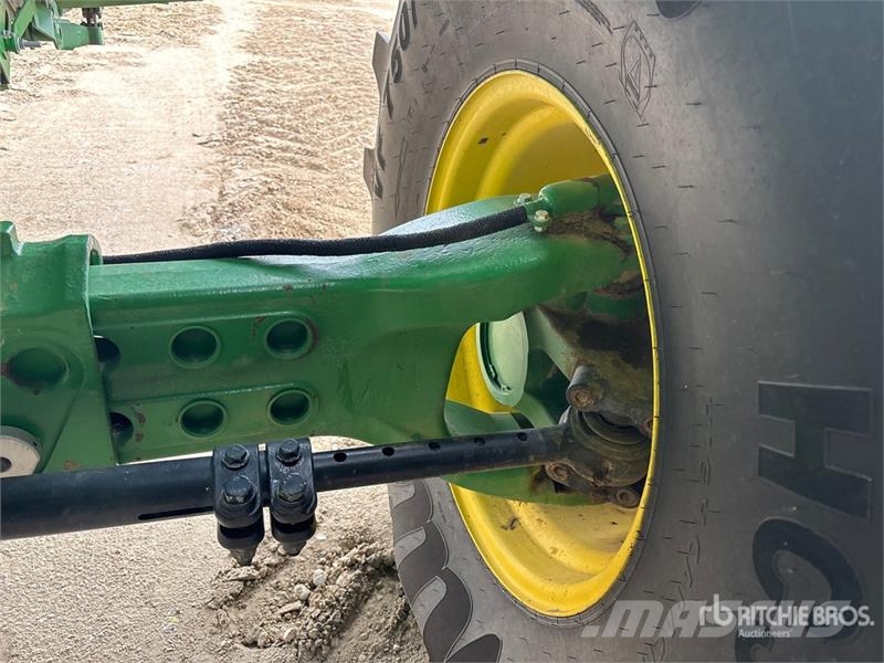 John Deere X9 1100 Signature Edition Combine Harvester Kombinované zberacie stroje