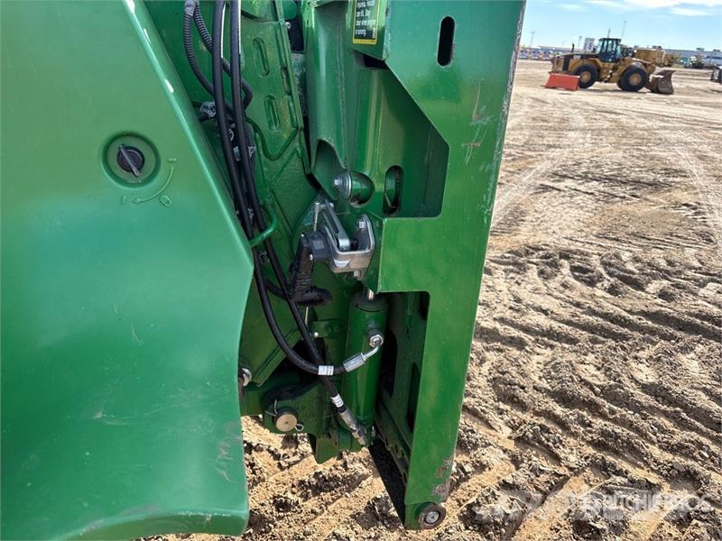 John Deere X9 1100 Signature Edition Combine Harvester حصادات