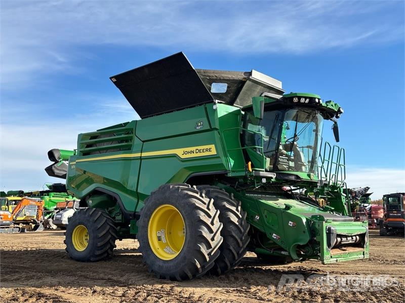 John Deere X9 1100 Signature Edition Combine Harvester حصادات