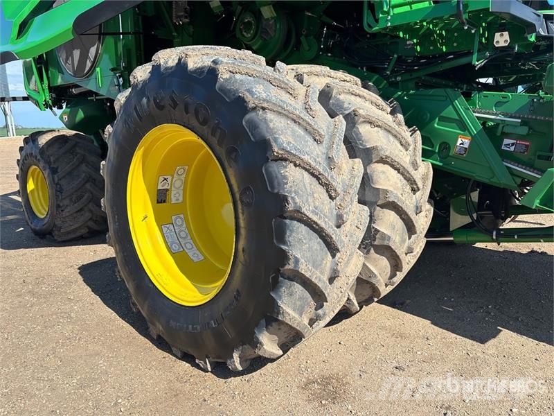 John Deere X9 1100 Signature Edition Combine Harvester Mietitrebbiatrici