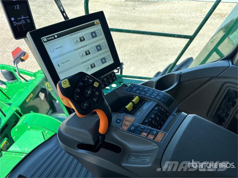 John Deere X9 1100 Signature Edition Combine Harvester Mietitrebbiatrici
