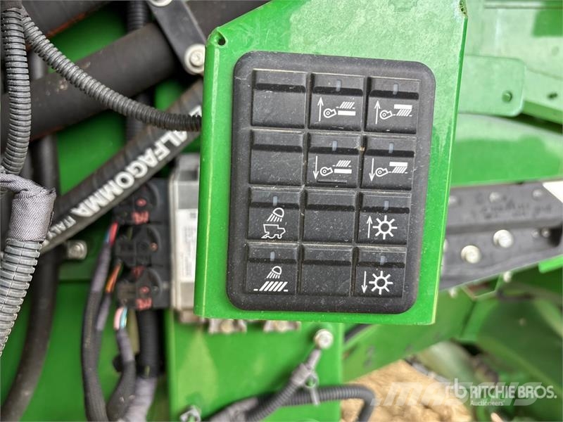John Deere X9 1100 Signature Edition Combine Harvester Cosechadoras combinadas