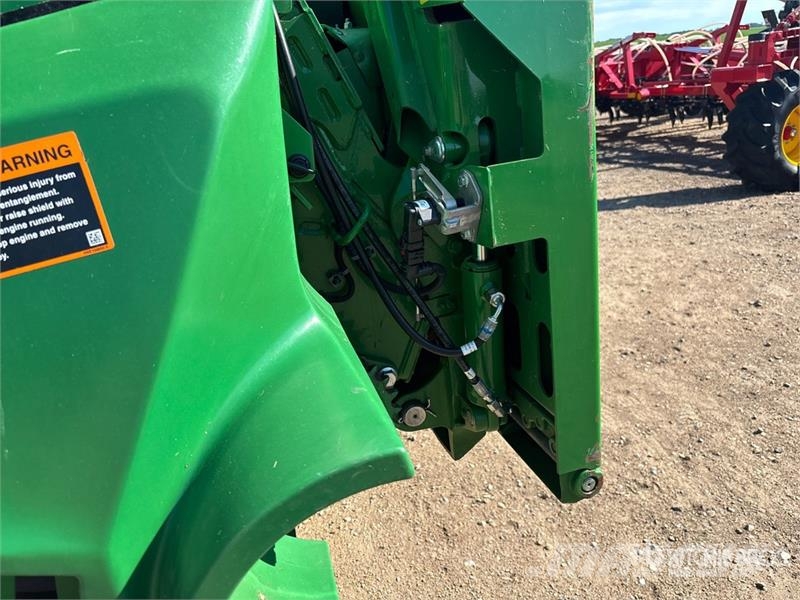 John Deere X9 1100 Signature Edition Combine Harvester Mietitrebbiatrici