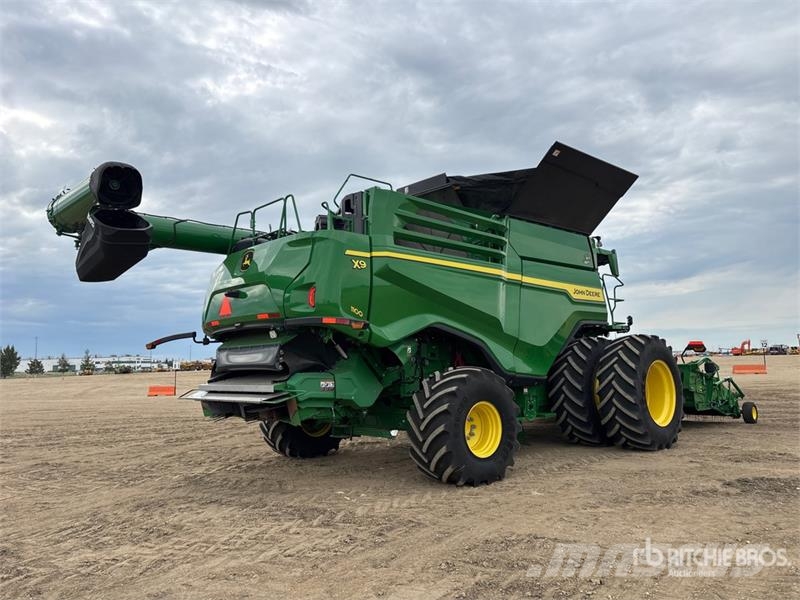 John Deere X9 1100 Signature Edition Combine Harvester Kombinované zberacie stroje