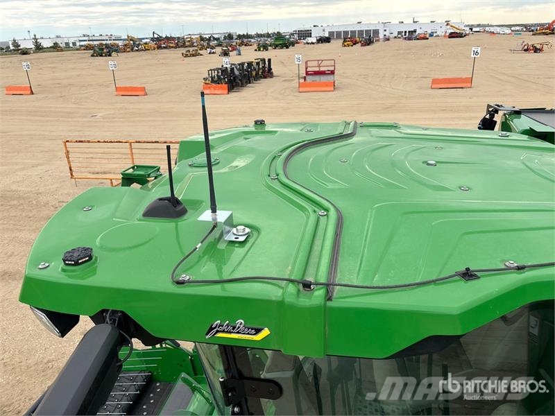 John Deere X9 1100 Signature Edition Combine Harvester Kombinované zberacie stroje