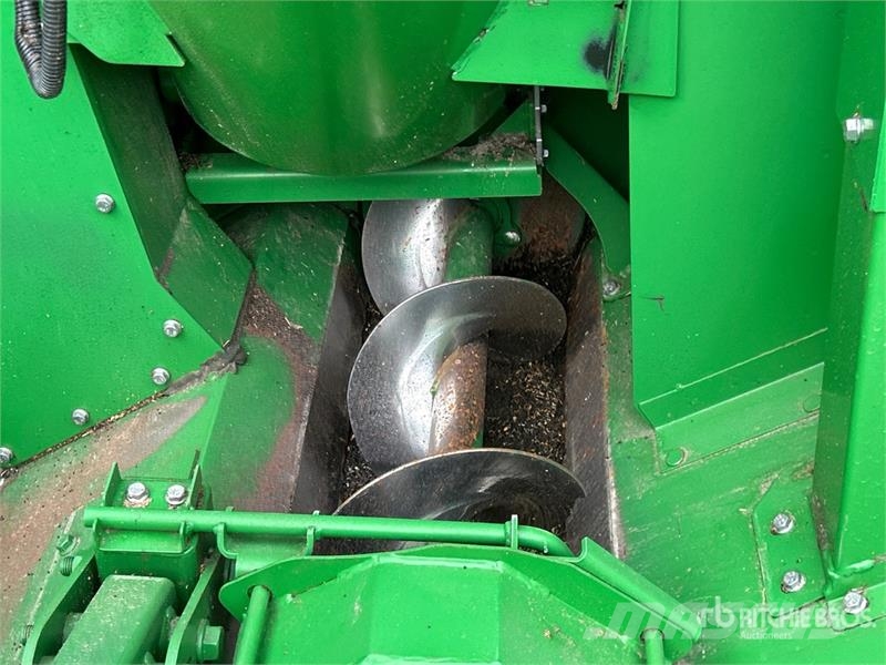 John Deere X9 1100 Signature Edition Combine Harvester Kombajny zbożowe