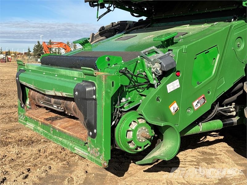 John Deere X9 1100 Signature Edition Combine Harvester حصادات