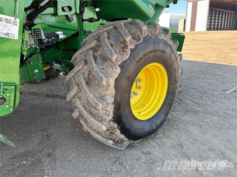 John Deere X9 1100 Signature Edition Combine Harvester Mietitrebbiatrici