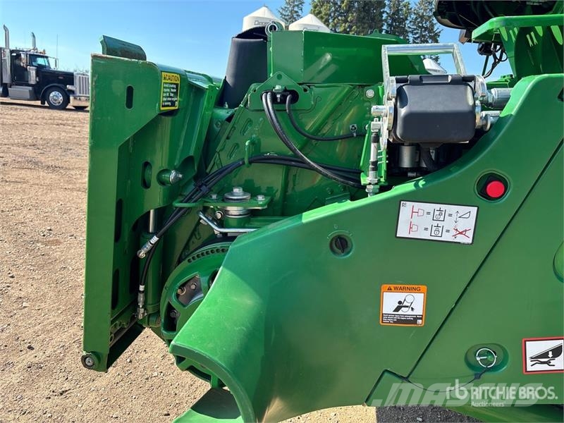 John Deere X9 1100 Signature Edition Combine Harvester Mietitrebbiatrici
