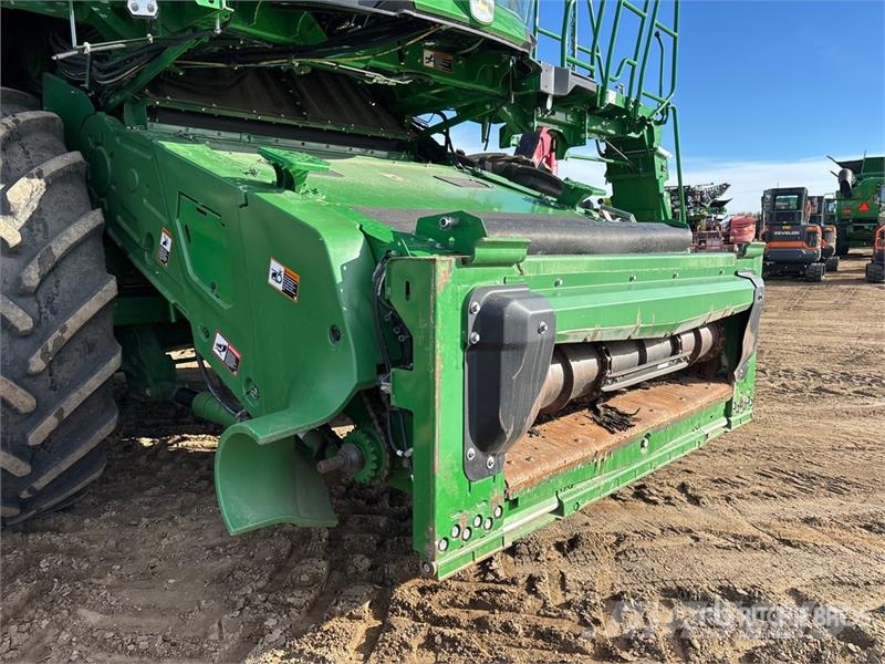 John Deere X9 1100 Signature Edition Combine Harvester حصادات