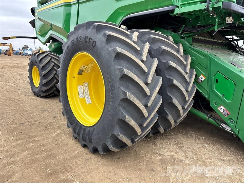 John Deere X9 1100 Signature Edition Combine Harvester Mietitrebbiatrici