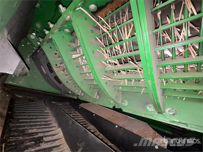 John Deere X9 1100 Signature Edition Combine Harvester Kombajny zbożowe
