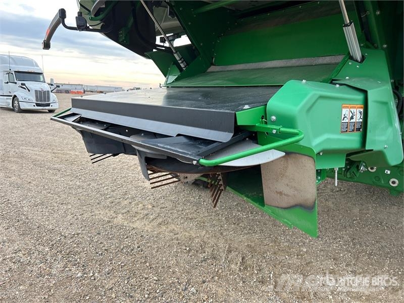 John Deere X9 1100 Signature Edition Combine Harvester Kombajny zbożowe