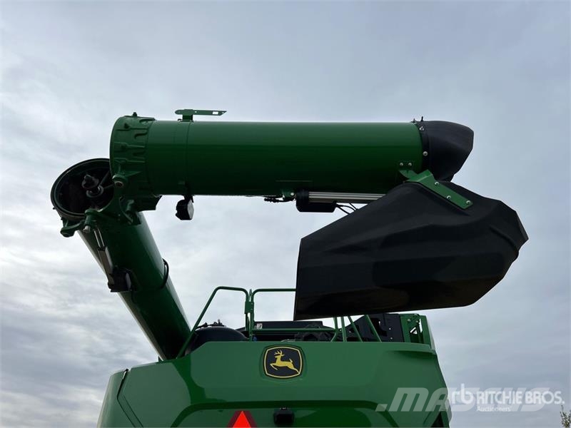 John Deere X9 1100 Signature Edition Combine Harvester Kombajny zbożowe