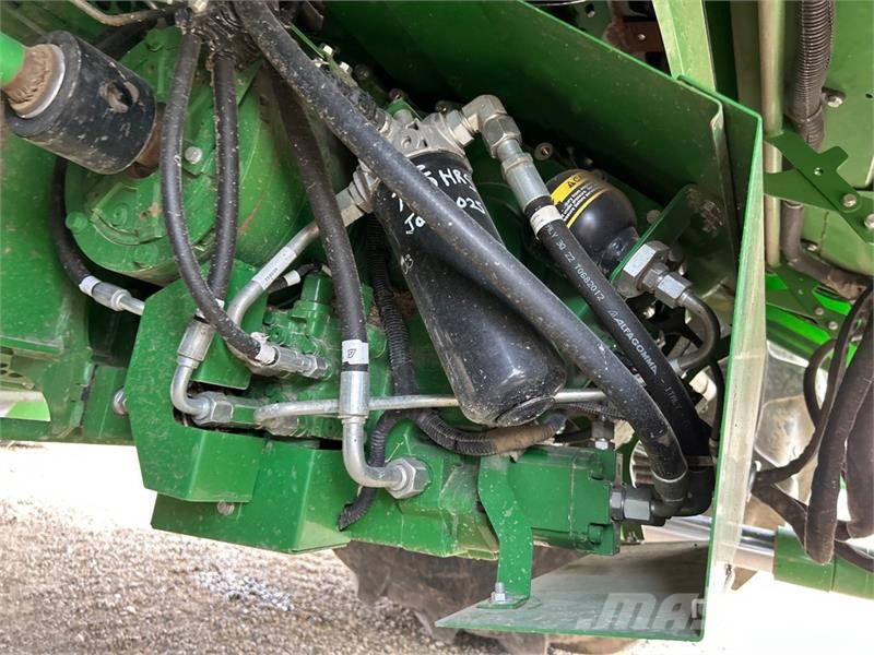 John Deere X9 1100 Signature Edition Combine Harvester Kombajny zbożowe