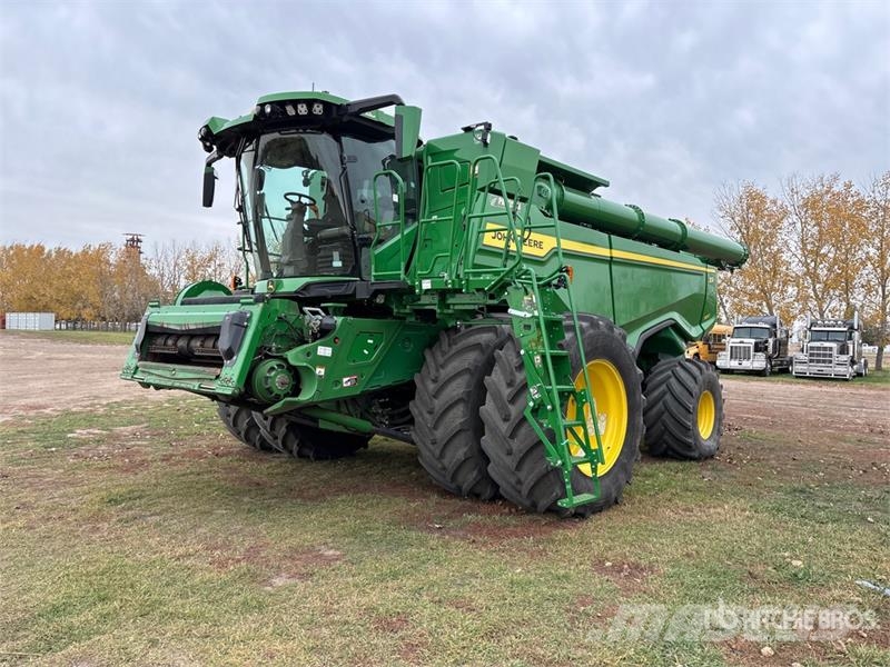 John Deere X9 1100 Signature Edition Combine Harvester Mähdrescher