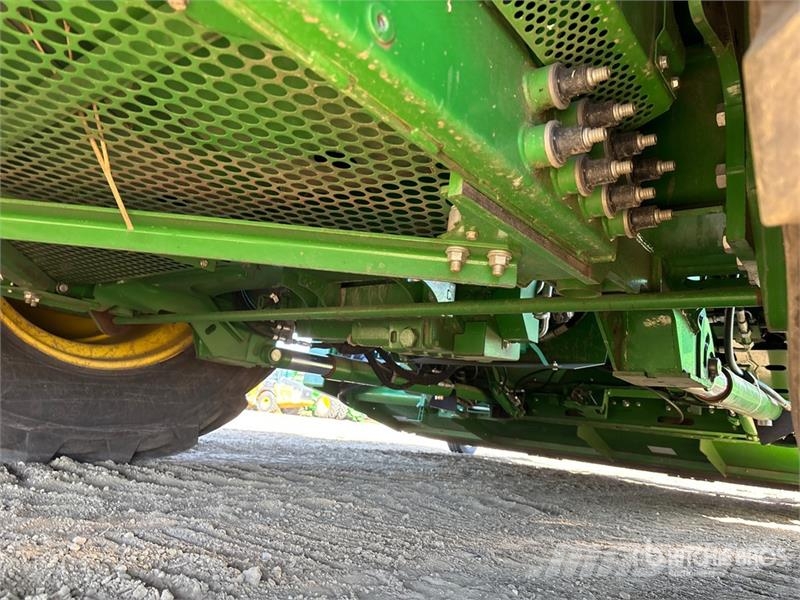 John Deere X9 1100 Signature Edition Combine Harvester Teraviljakombainid
