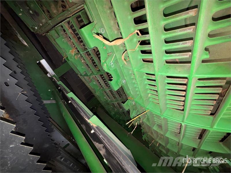 John Deere X9 1100 Signature Edition Combine Harvester Mietitrebbiatrici
