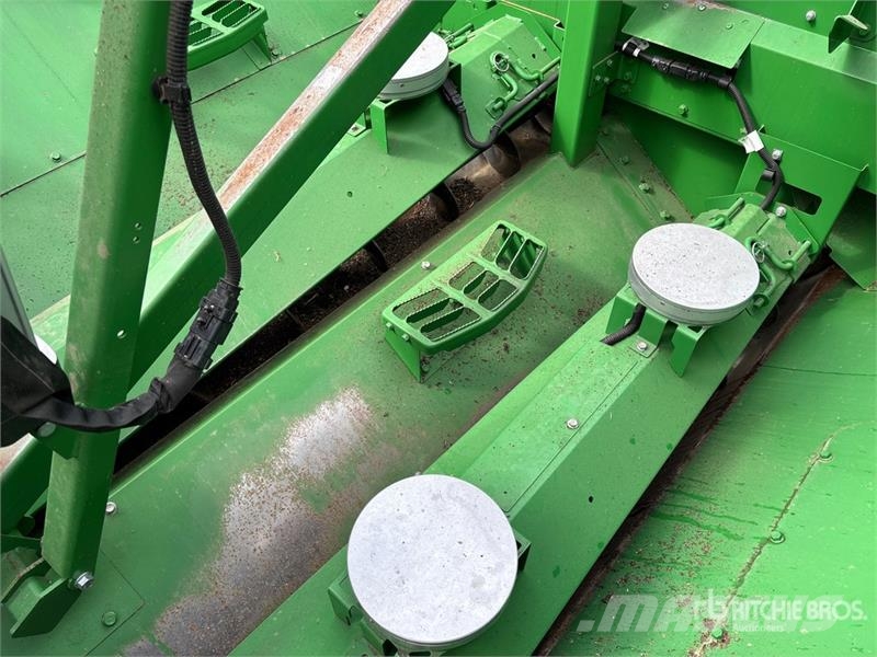 John Deere X9 1100 Signature Edition Combine Harvester Cosechadoras combinadas
