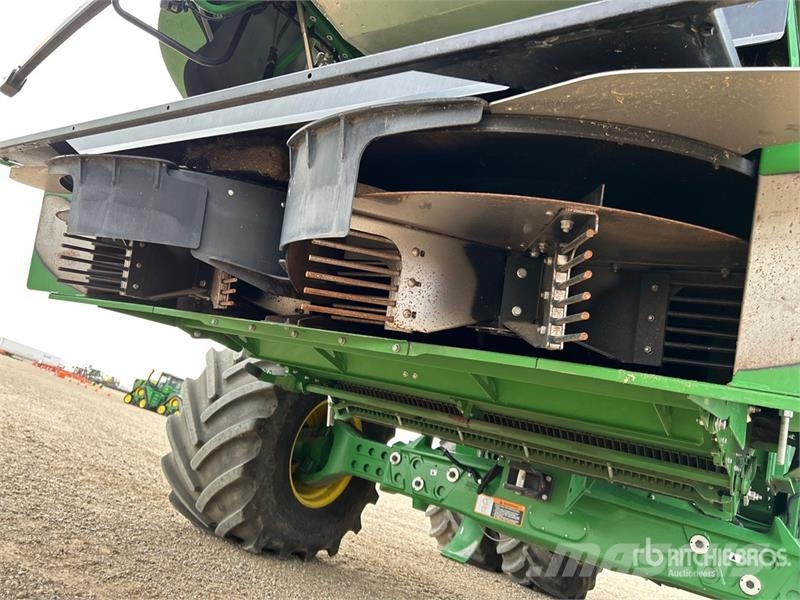 John Deere X9 1100 Signature Edition Combine Harvester Kombajny zbożowe