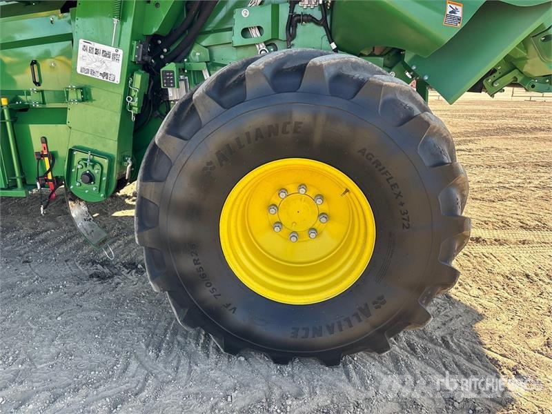 John Deere X9 1100 Signature Edition Combine Harvester Teraviljakombainid