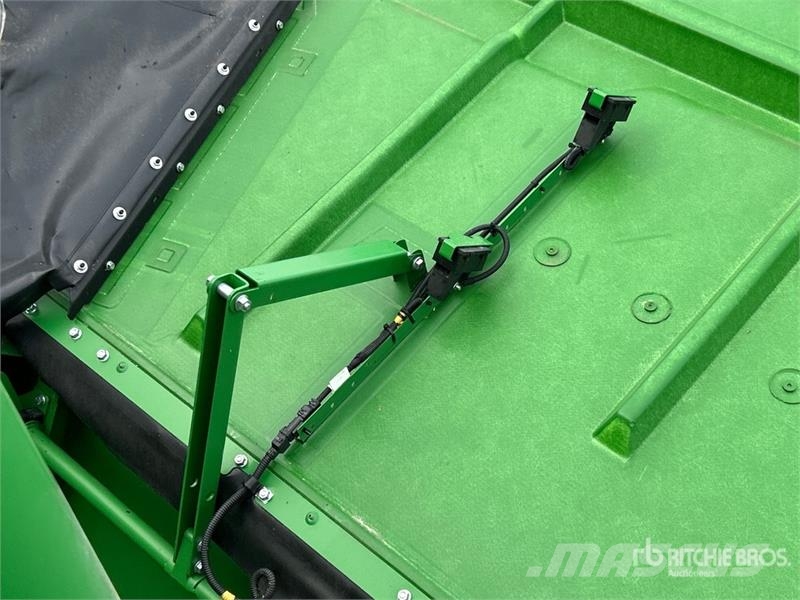 John Deere X9 1100 Signature Edition Combine Harvester Kombajny zbożowe