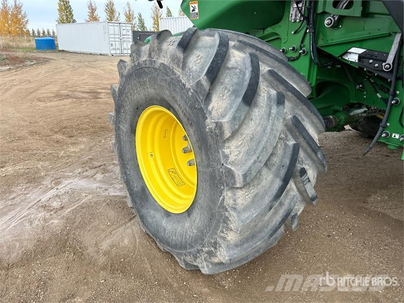 John Deere X9 1100 Signature Edition Combine Harvester Kombajny zbożowe