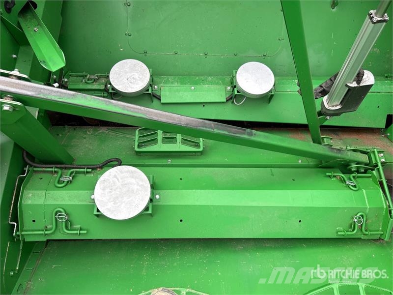 John Deere X9 1100 Signature Edition Combine Harvester Kombajny zbożowe