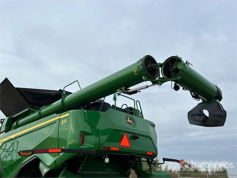 John Deere X9 1100 Signature Edition Combine Harvester Kombajny zbożowe