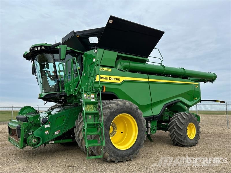 John Deere X9 1100 Signature Edition Combine Harvester Kombajny zbożowe