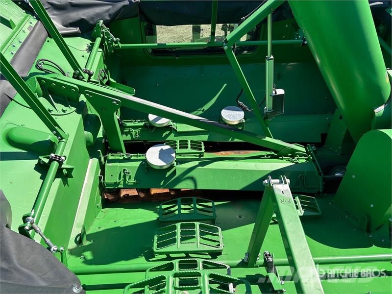 John Deere X9 1100 Signature Edition Combine Harvester Mietitrebbiatrici