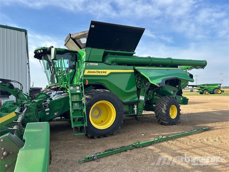John Deere X9 1100 Signature Edition Combine Harvester Kombajni