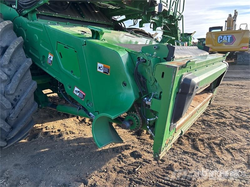 John Deere X9 1100 Signature Edition Combine Harvester Teraviljakombainid