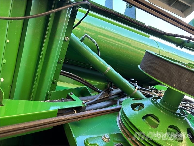 John Deere X9 1100 Signature Edition Combine Harvester Teraviljakombainid