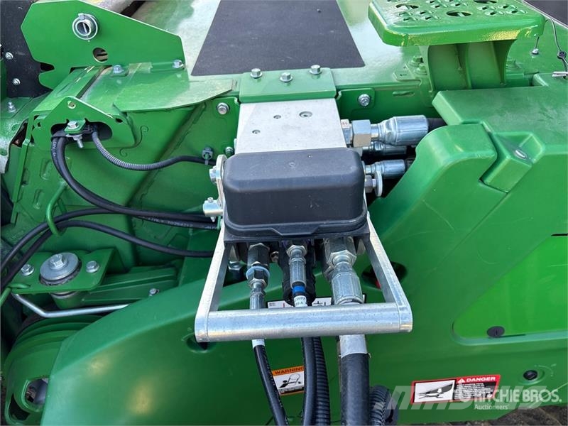 John Deere X9 1100 Signature Edition Combine Harvester Teraviljakombainid