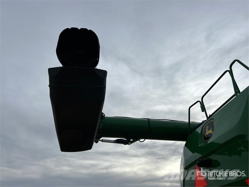 John Deere X9 1100 Signature Edition Combine Harvester Kombajny zbożowe