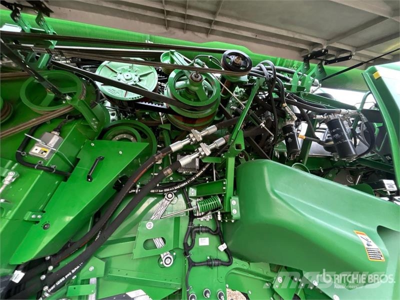 John Deere X9 1100 Signature Edition Combine Harvester Kombajny zbożowe